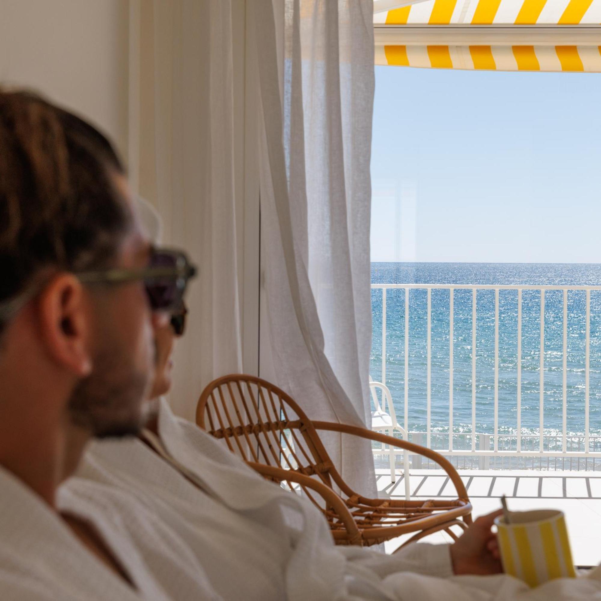 Belle Vue Hotel Cavalaire-sur-Mer Eksteriør bilde